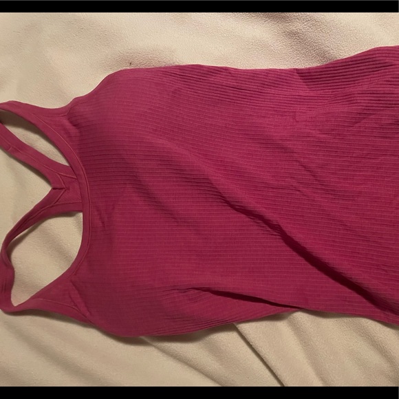 Lululemon ebb street tank size 6 (medium) - Picture 1 of 2
